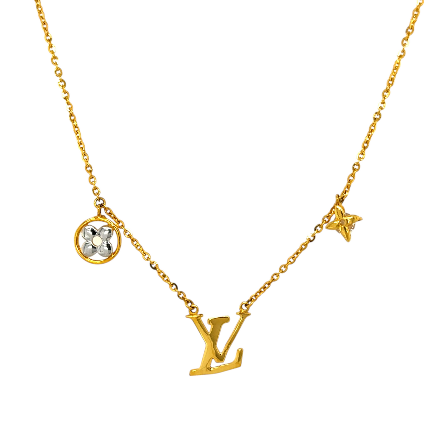 Chic Charm Gold Chain with Modern Accents