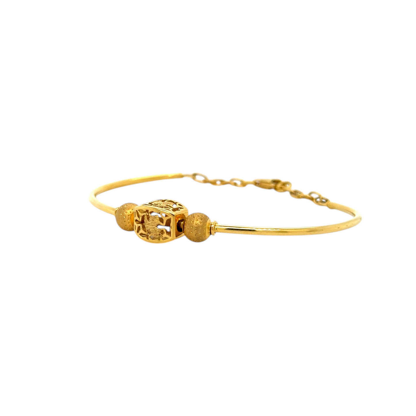 Delicate Gold Bracelet with Intricate Bead Design