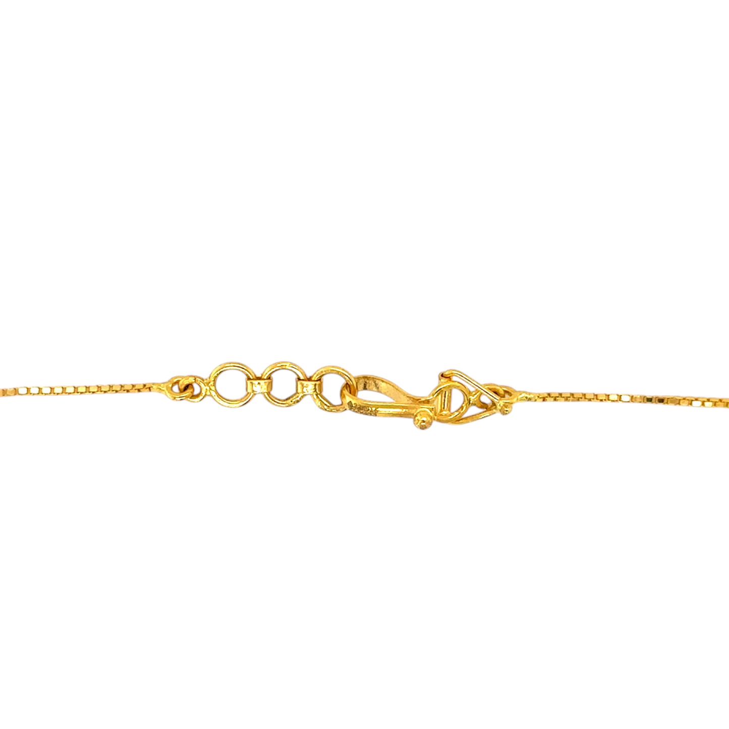 Gold Chain with Two-Tone Beaded Centerpiece