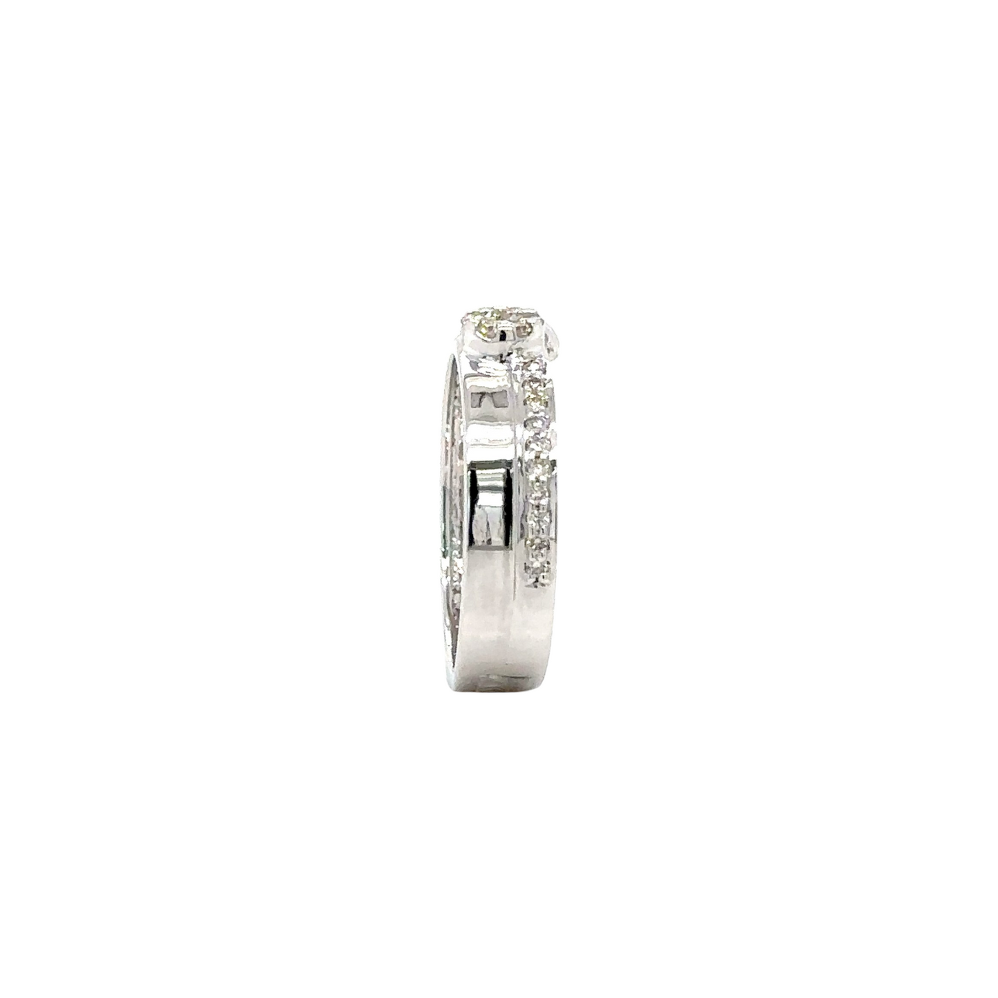 Sleek White Gold Diamond Men's Ring with Modern Design