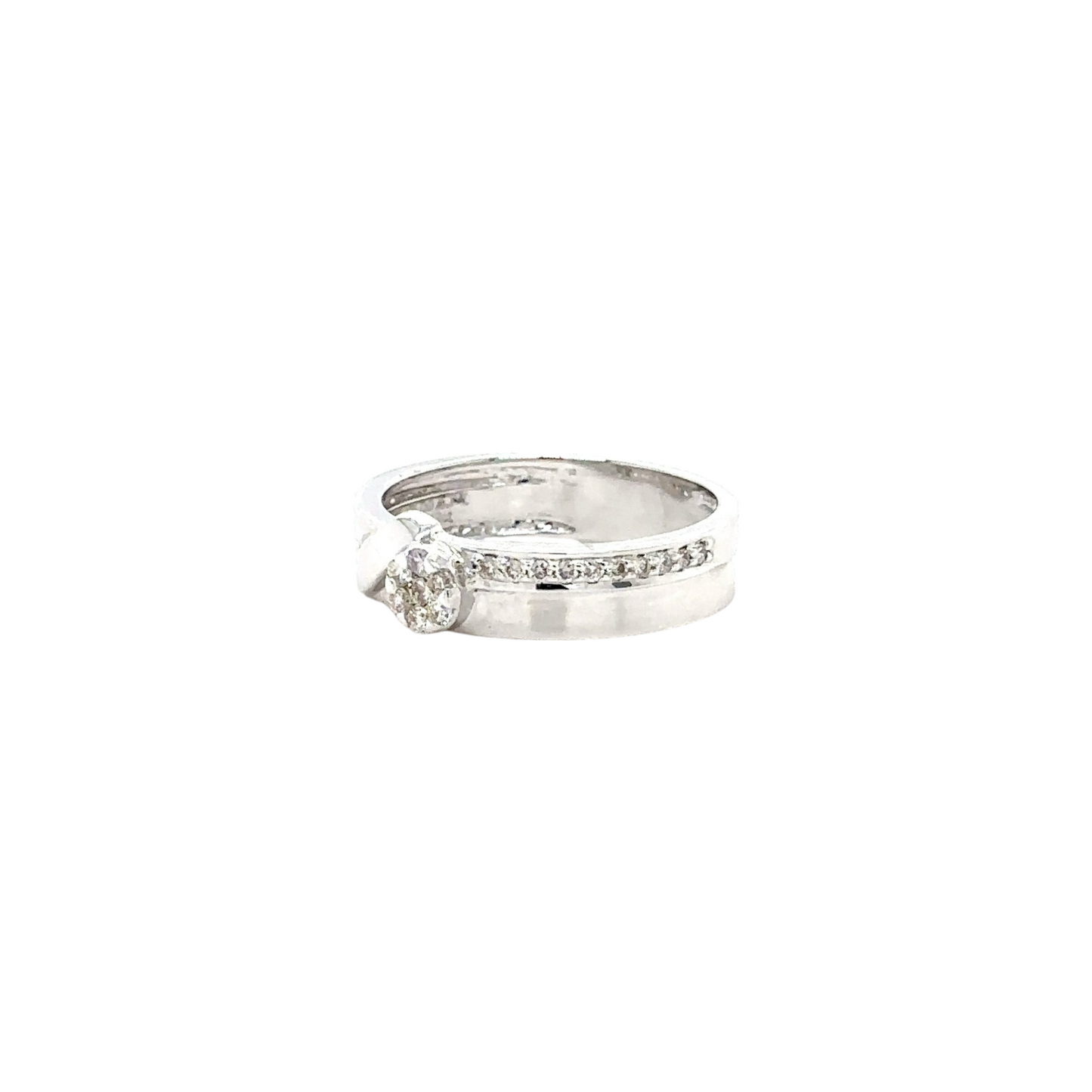 Sleek White Gold Diamond Men's Ring with Modern Design